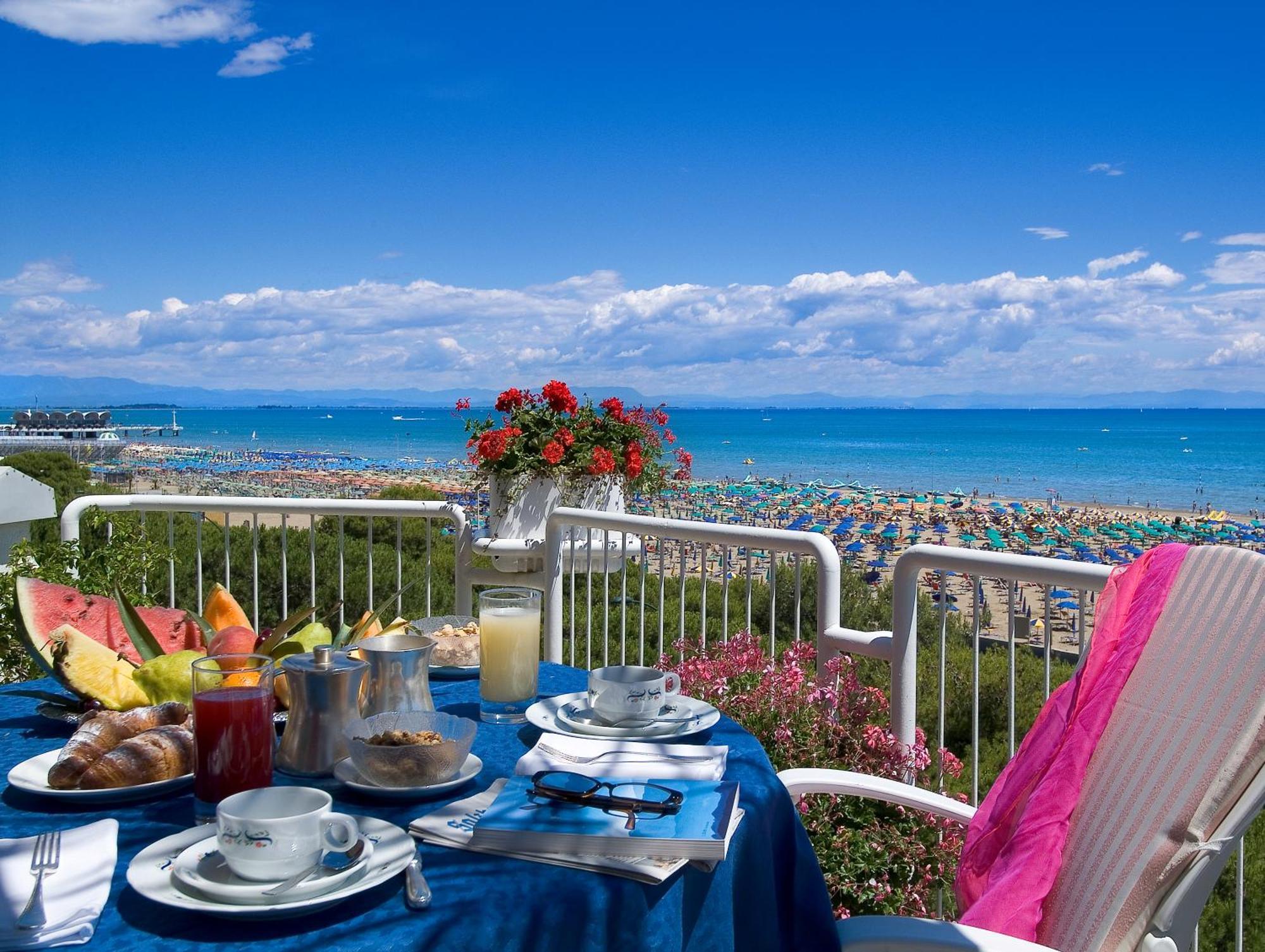 Grand Hotel Playa ลินญาโน ซับเบียโดโร ภายนอก รูปภาพ