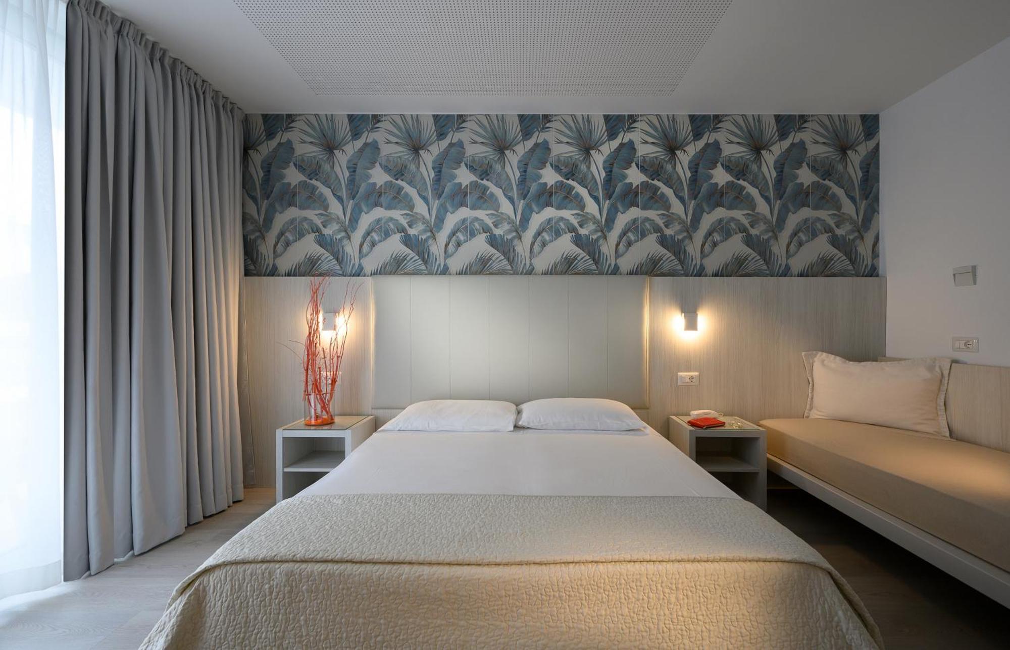 Grand Hotel Playa ลินญาโน ซับเบียโดโร ภายนอก รูปภาพ